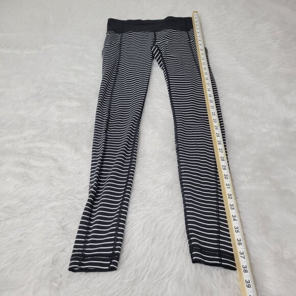 Lululemon Speed Tight II Parallel Stripe Black White Leggings 6 - Picture 6 of 13
